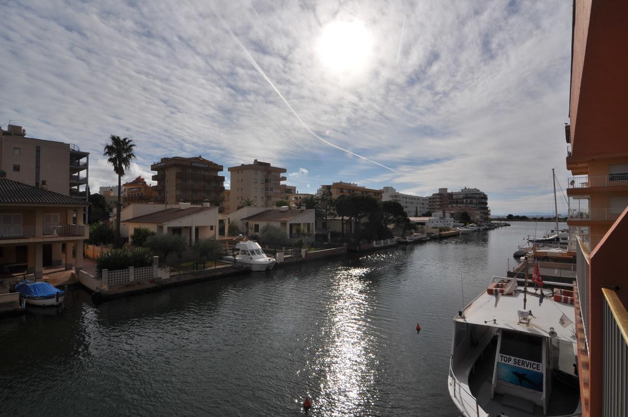 Apartment Limit Rent Costabrava *