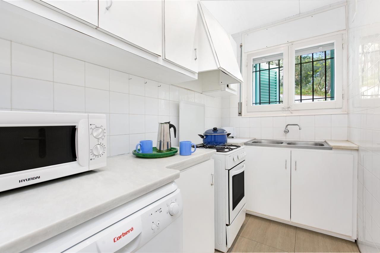 Geranis Apartment *