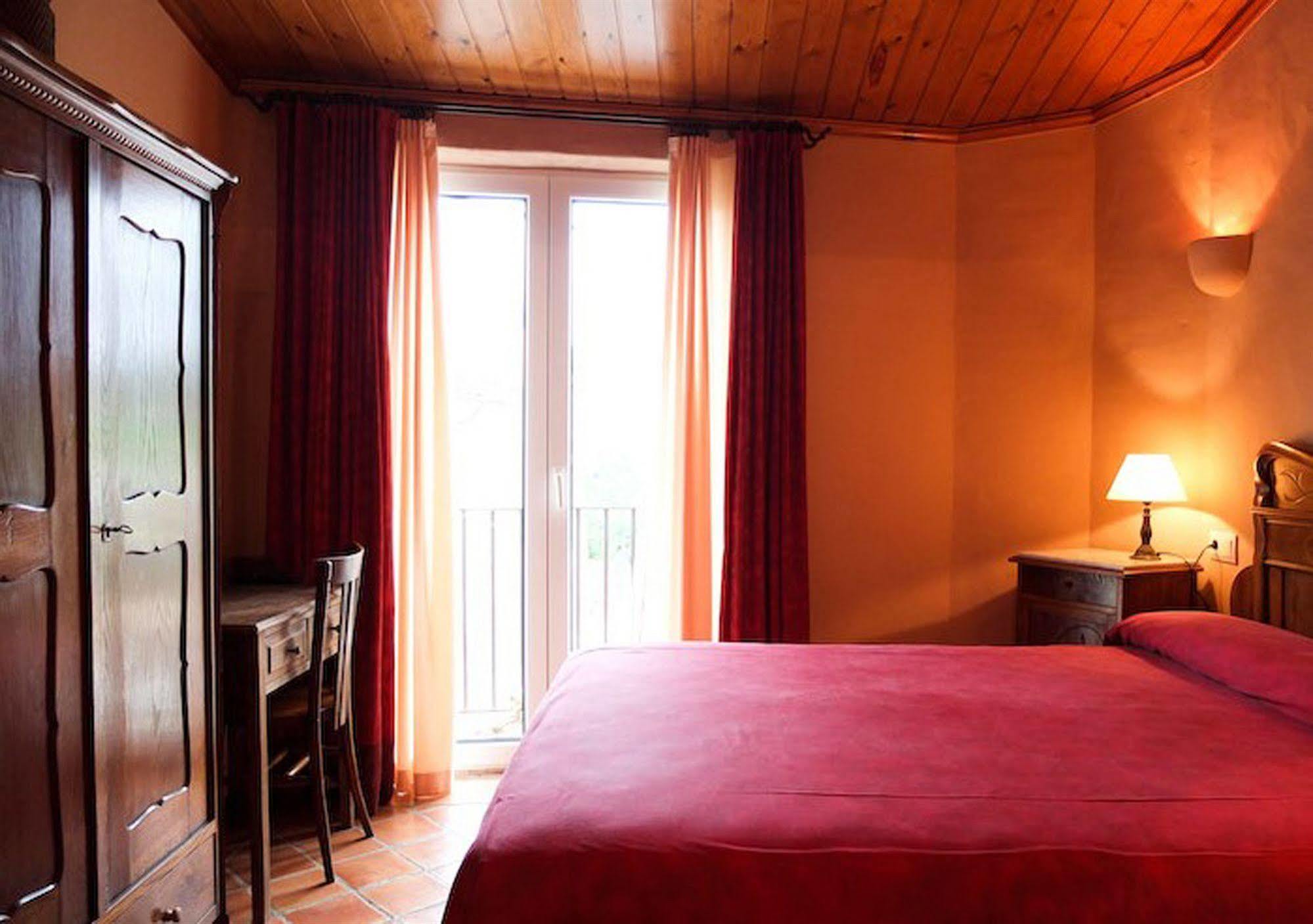 Hotel Sant Feliu *