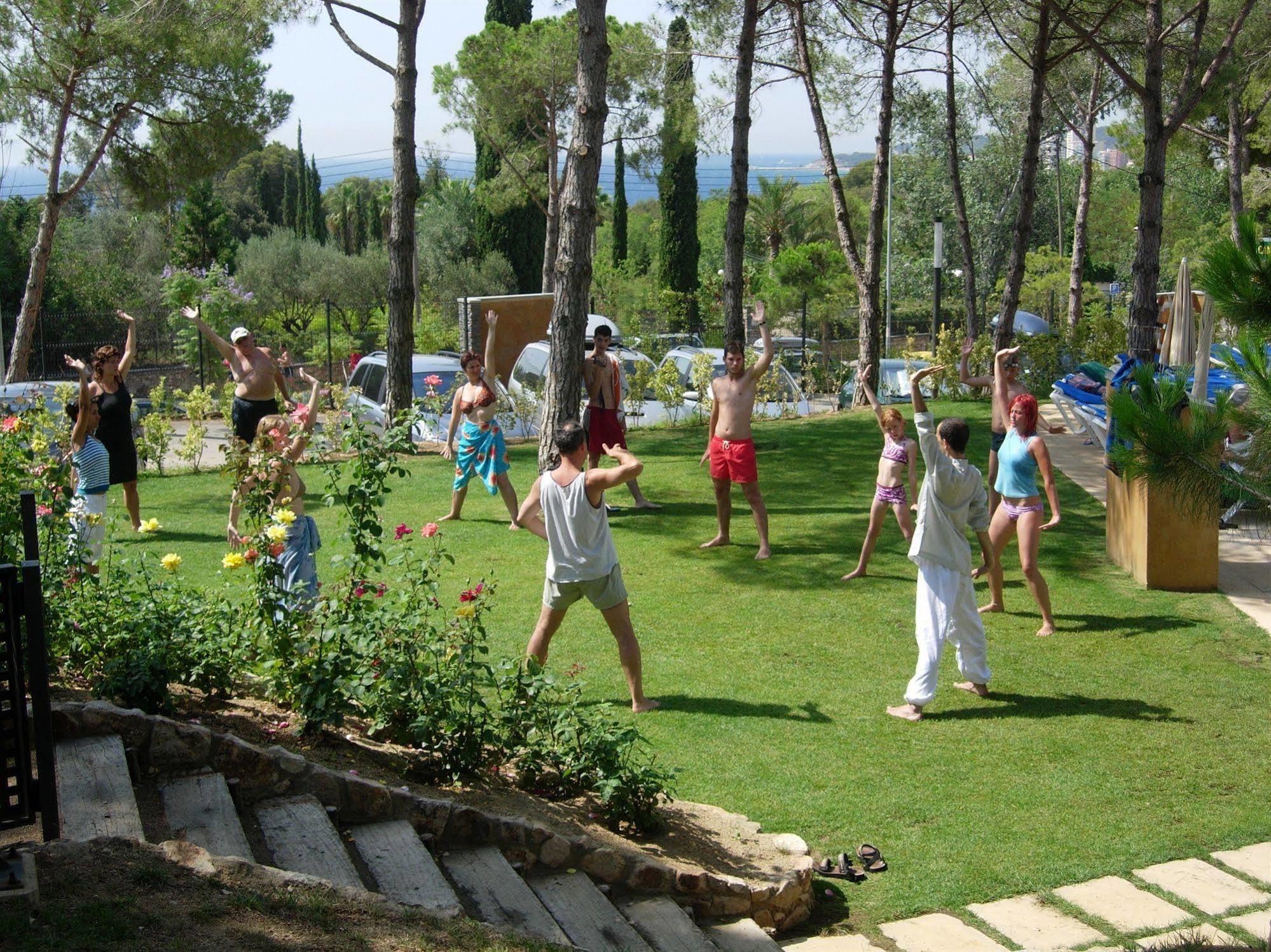 Apartahotel Ciutat De Palol 4*