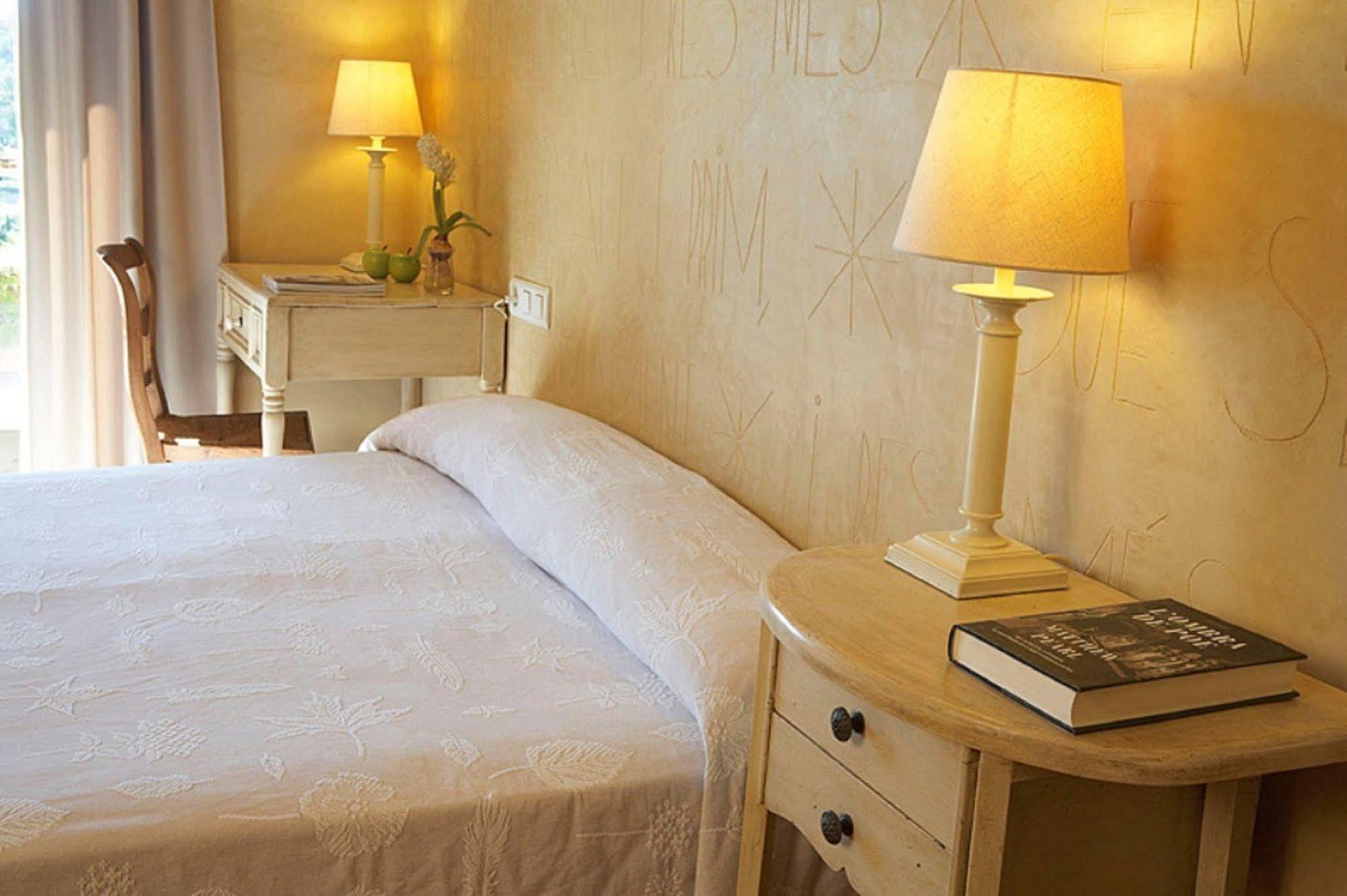 La Placa Hotel 3*