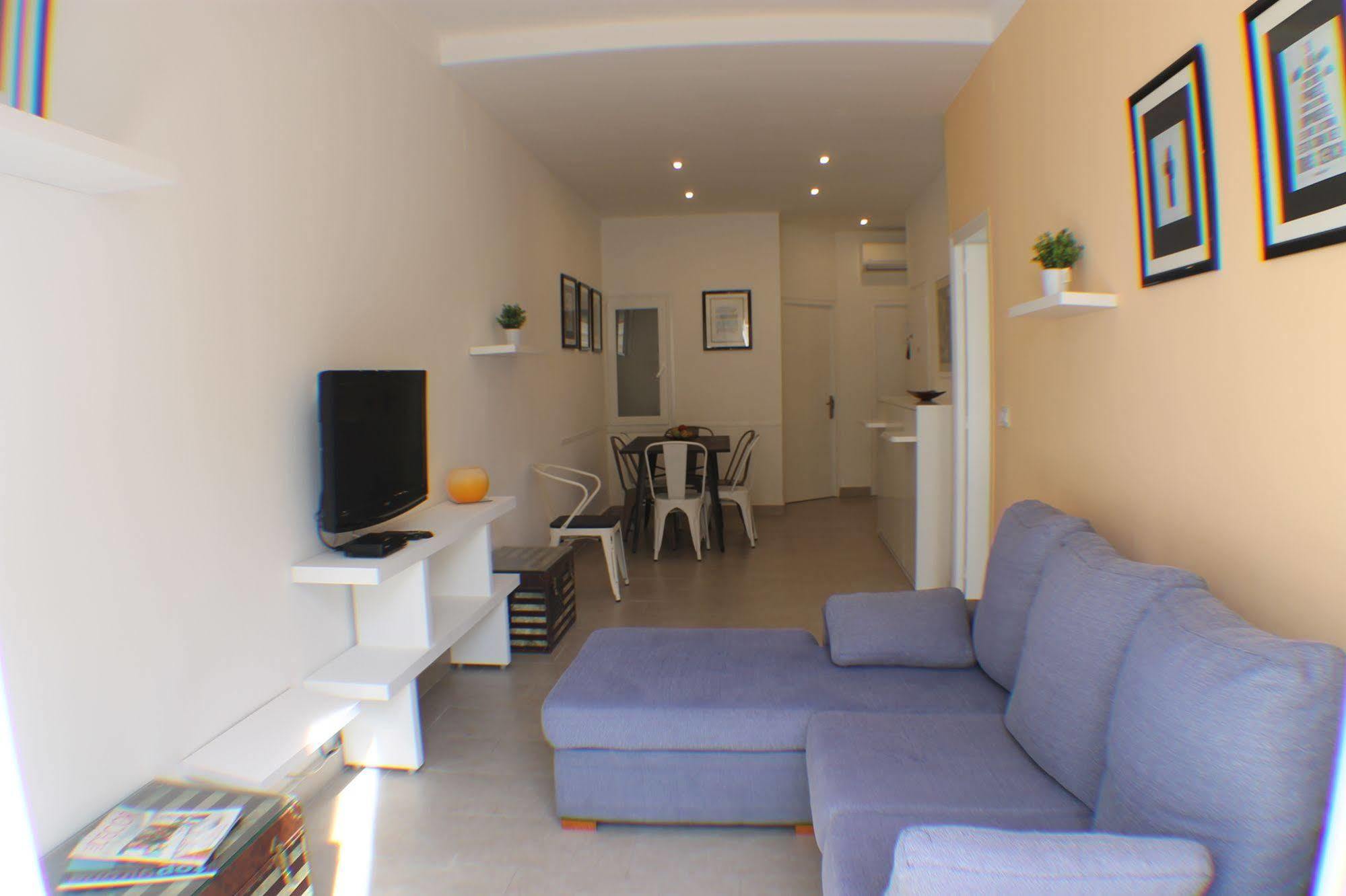 Apartment Agi Joan Badosa Roses