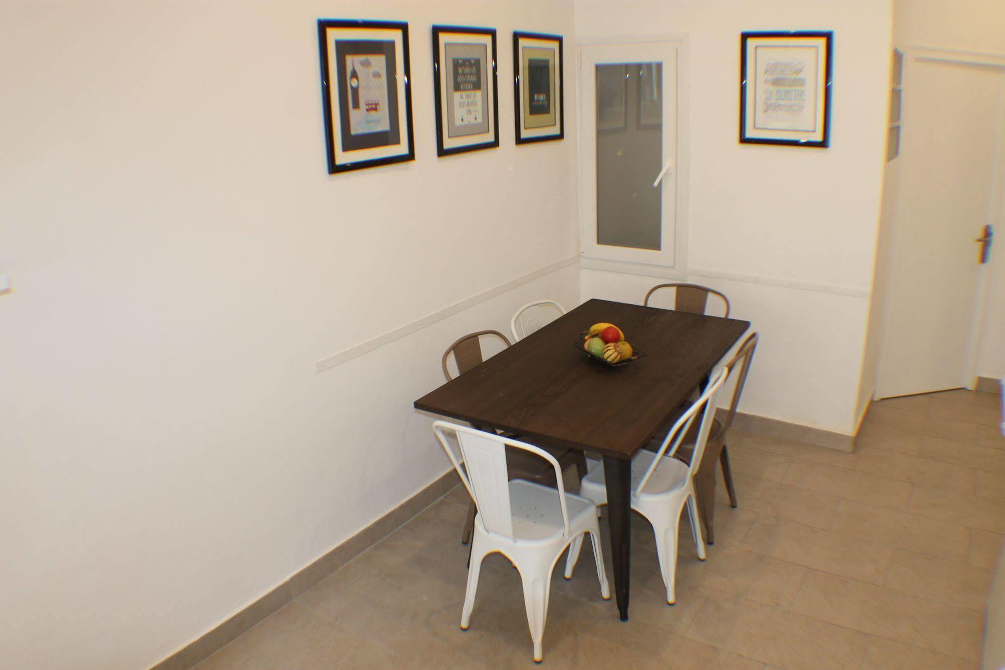 Agi Joan Badosa Apartment