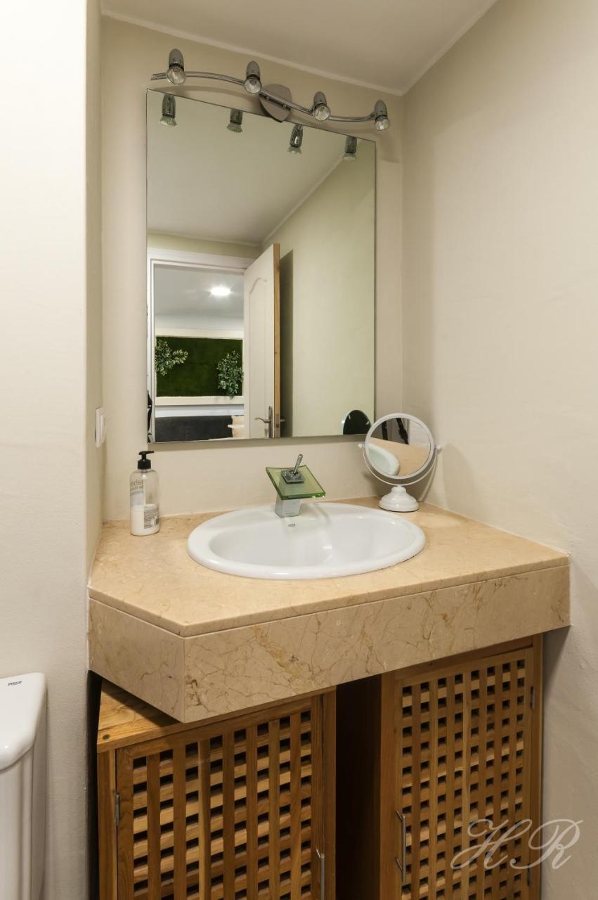 Piscis Apartment