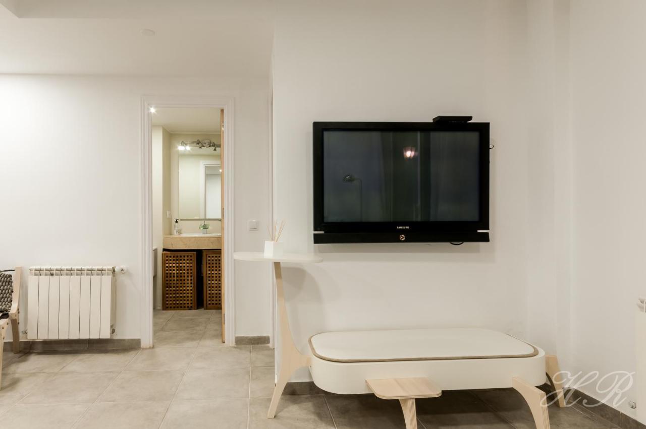 Piscis Apartment *