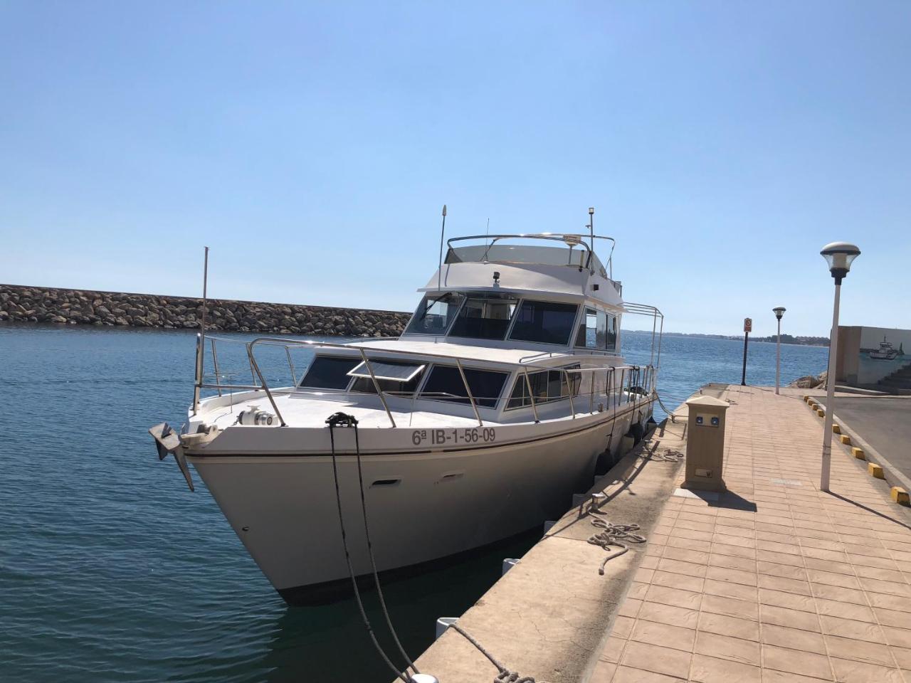 Port 27 Apartment Empuriabrava