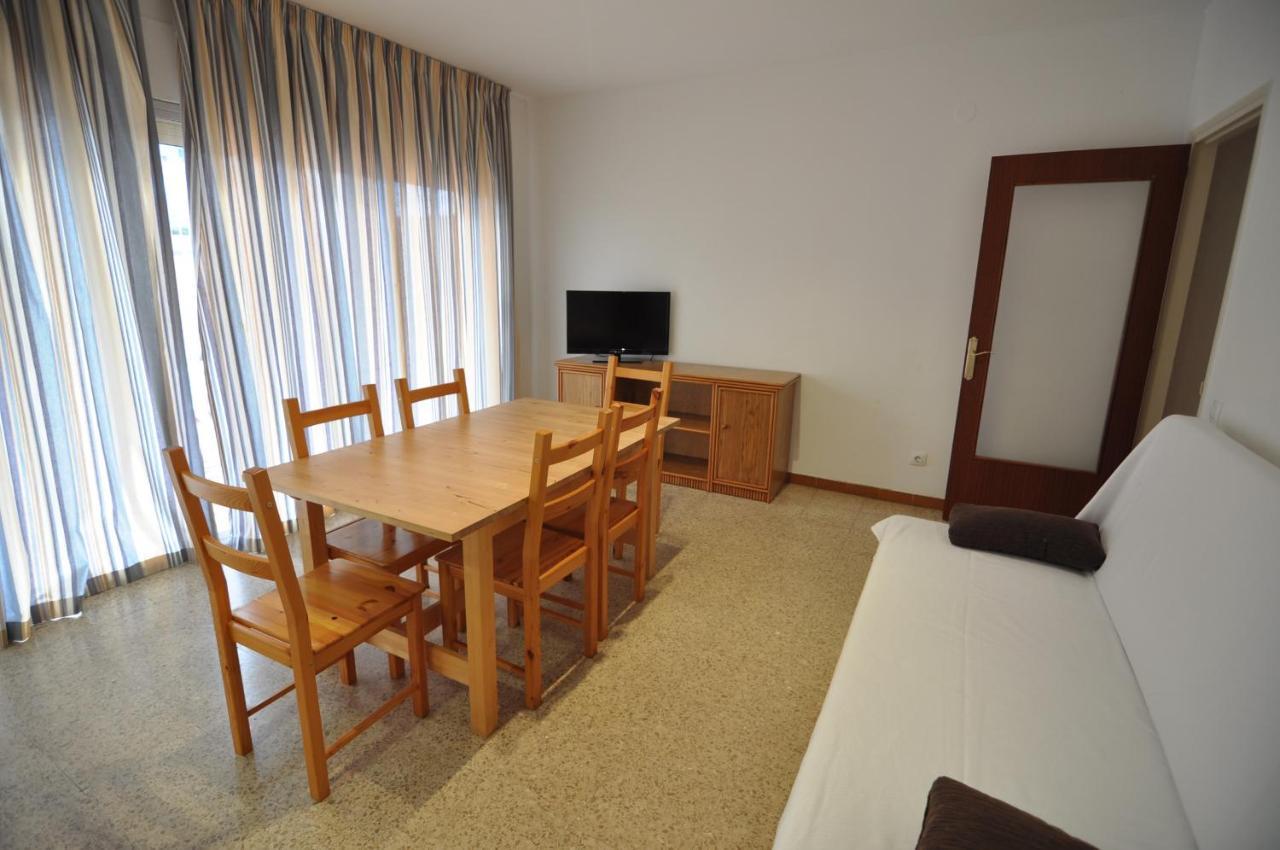 Limit Rent Costabrava Apartment Roses