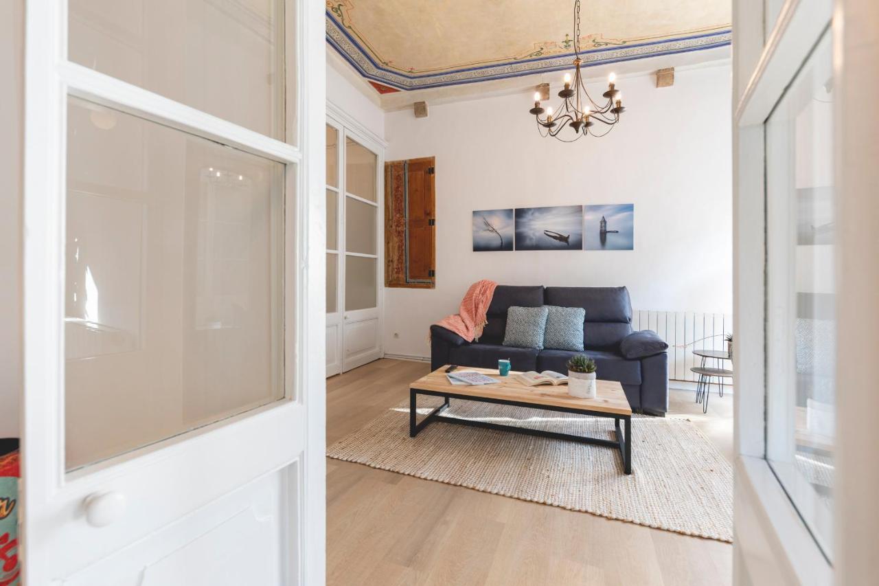 Apartment Bravissimo Placa Del Vi, Authentic Historic *