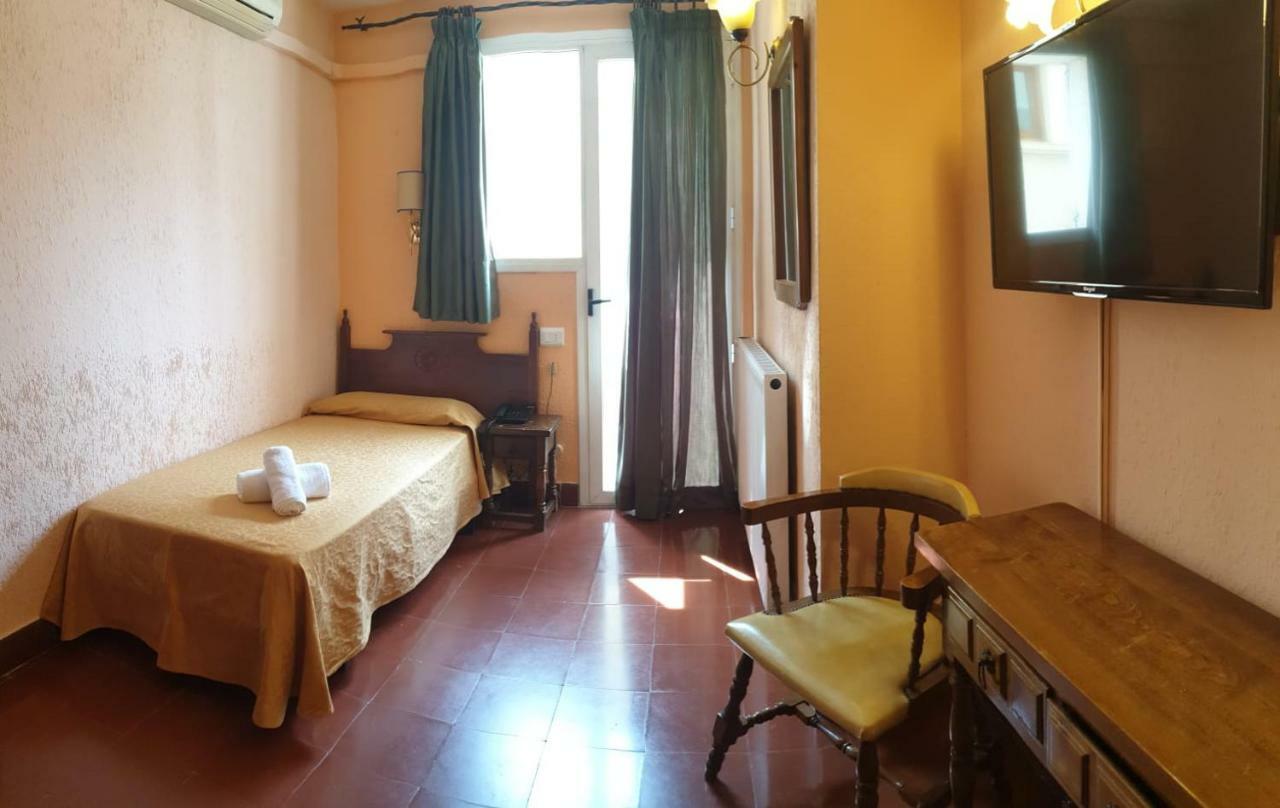 Mercedes Hotel