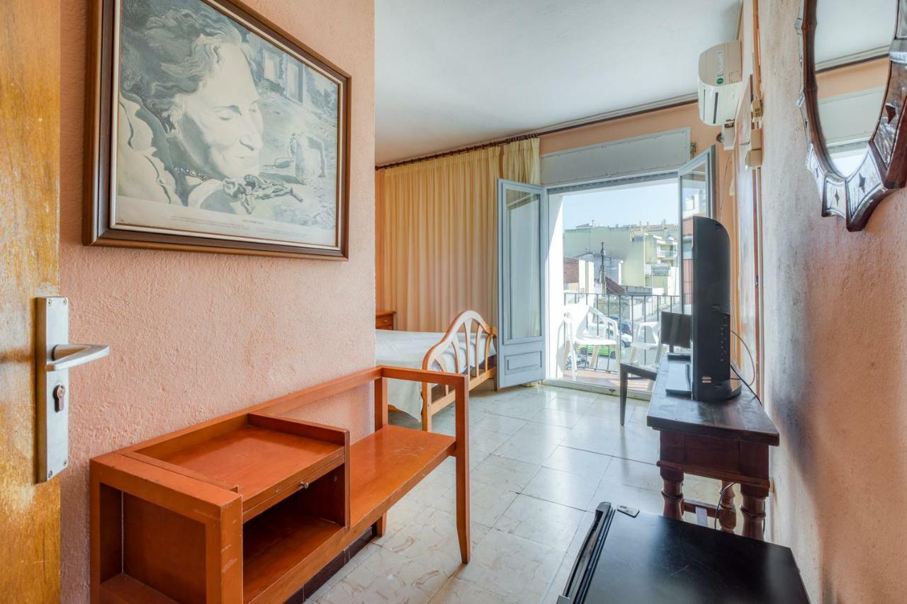 Restaurante El Roser Guest house *