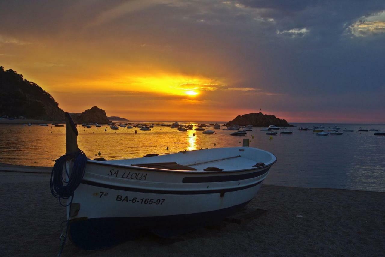 Lets Holidays Mediterranean 3 Minutes To The 3