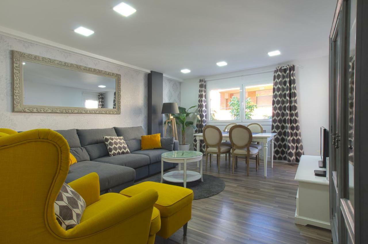 Ronda Sant Antoni Apartment