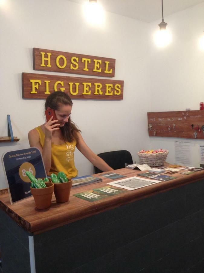 Hostel Figueres Bed and breakfast Figueras