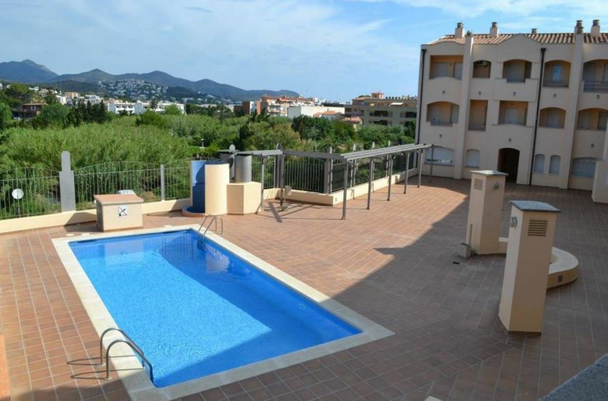 In - 103563 By Mo Apartamento *