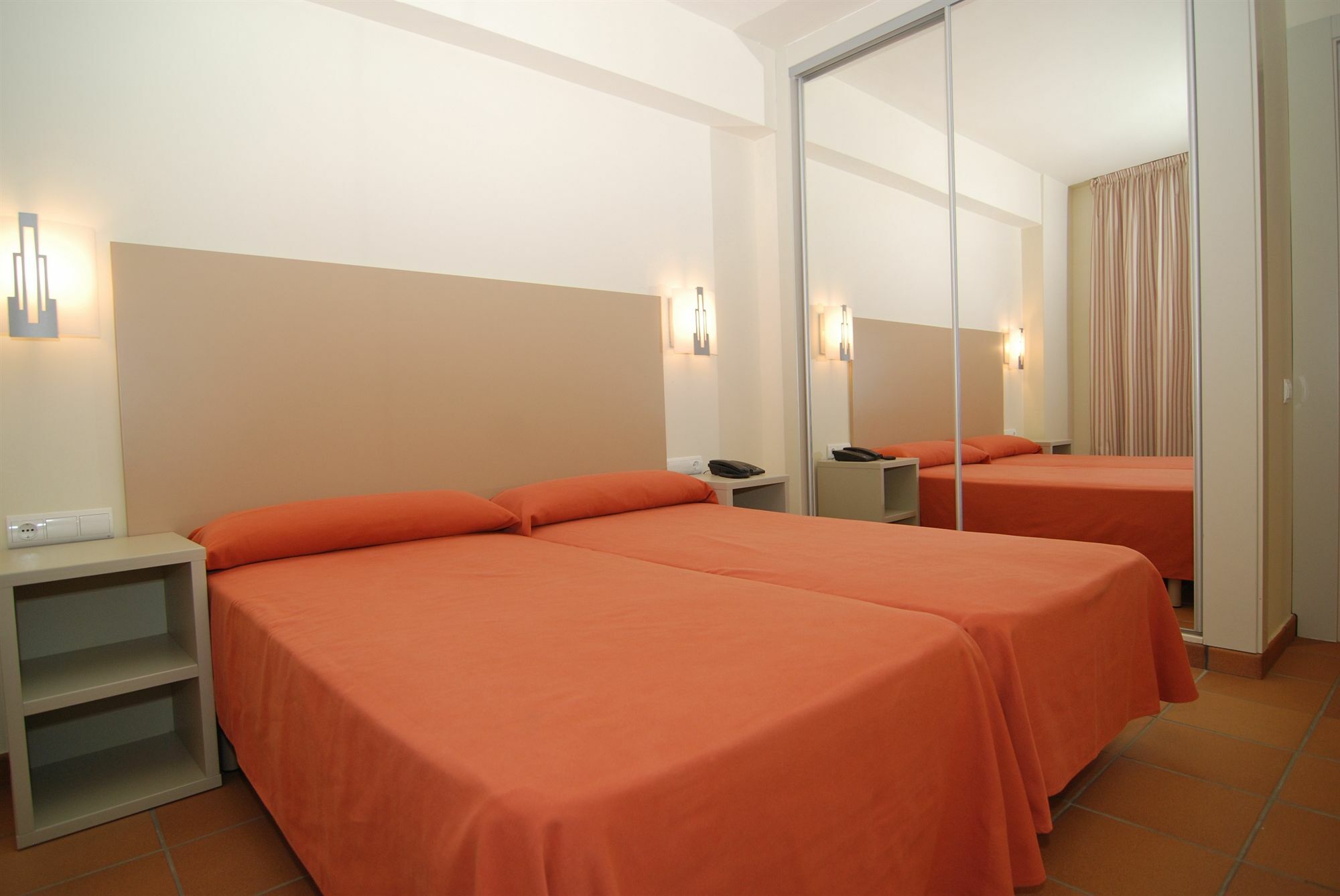 Apartahotel Ciutat De Palol Platja d'Aro (Playa de Aro)