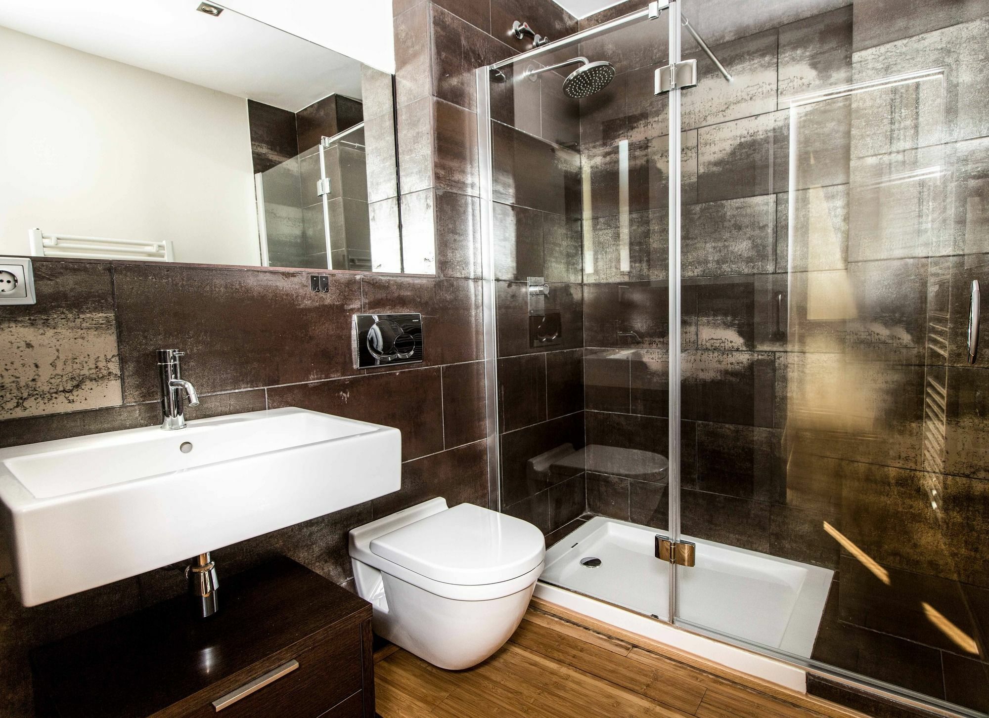 Girona Housing Ginesta 9 * Girona