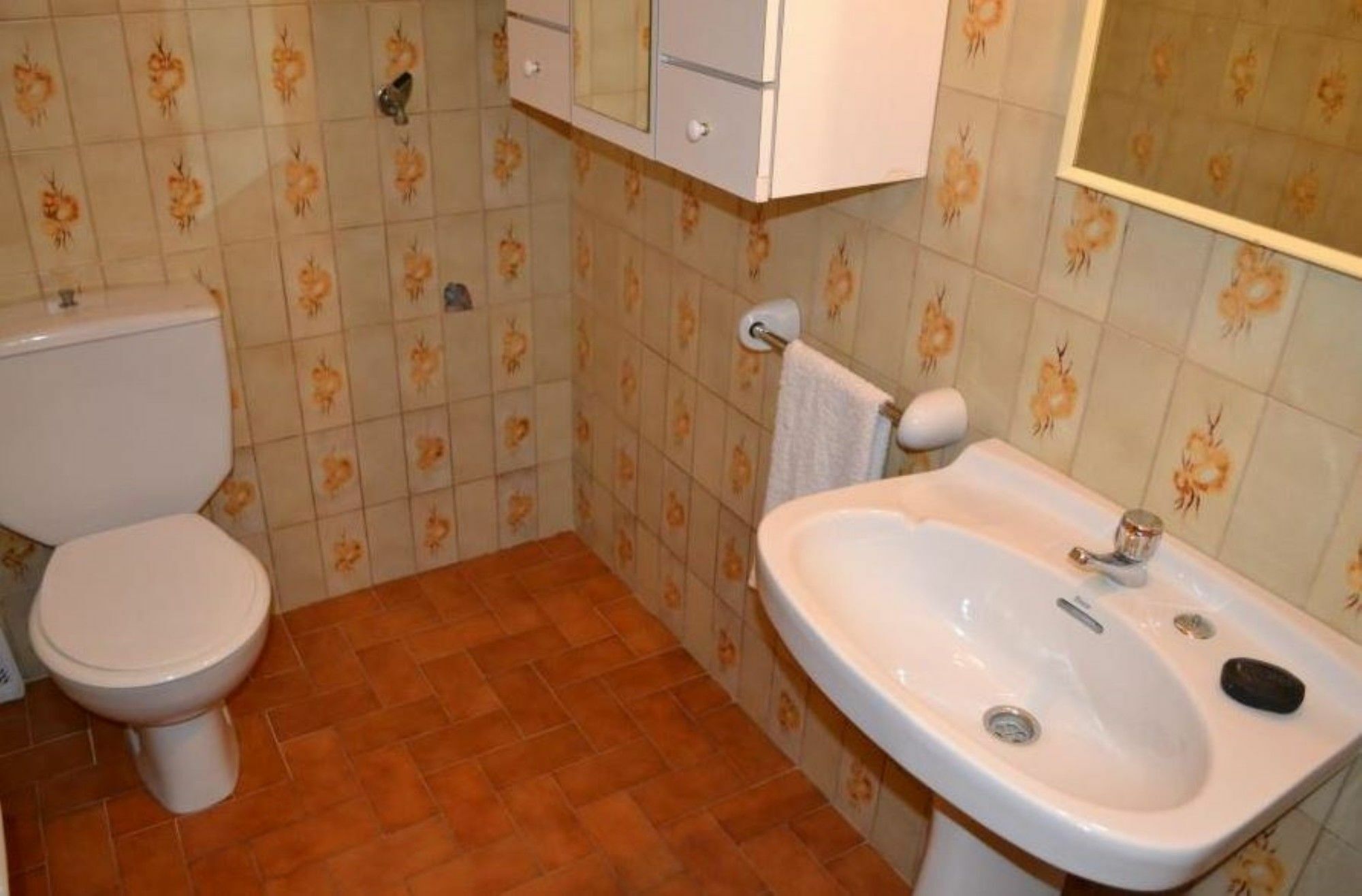 In - 103555 By Mo Apartment *