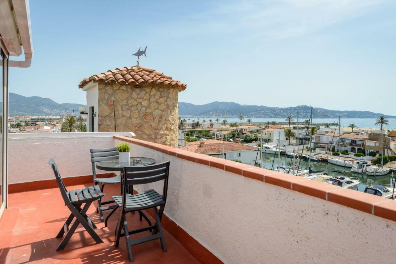 Port 27 Apartment Empuriabrava
