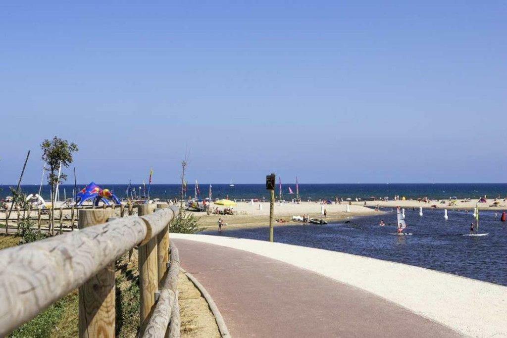 Holidays P14 Sea View Apartamento *