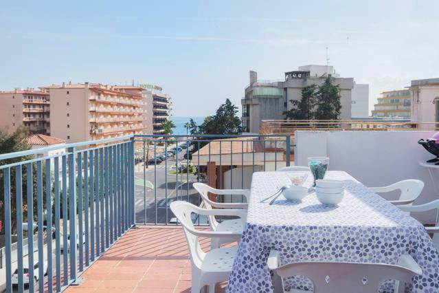 Aquarium 42 Big Terrace 50 M2 Apartment Roses
