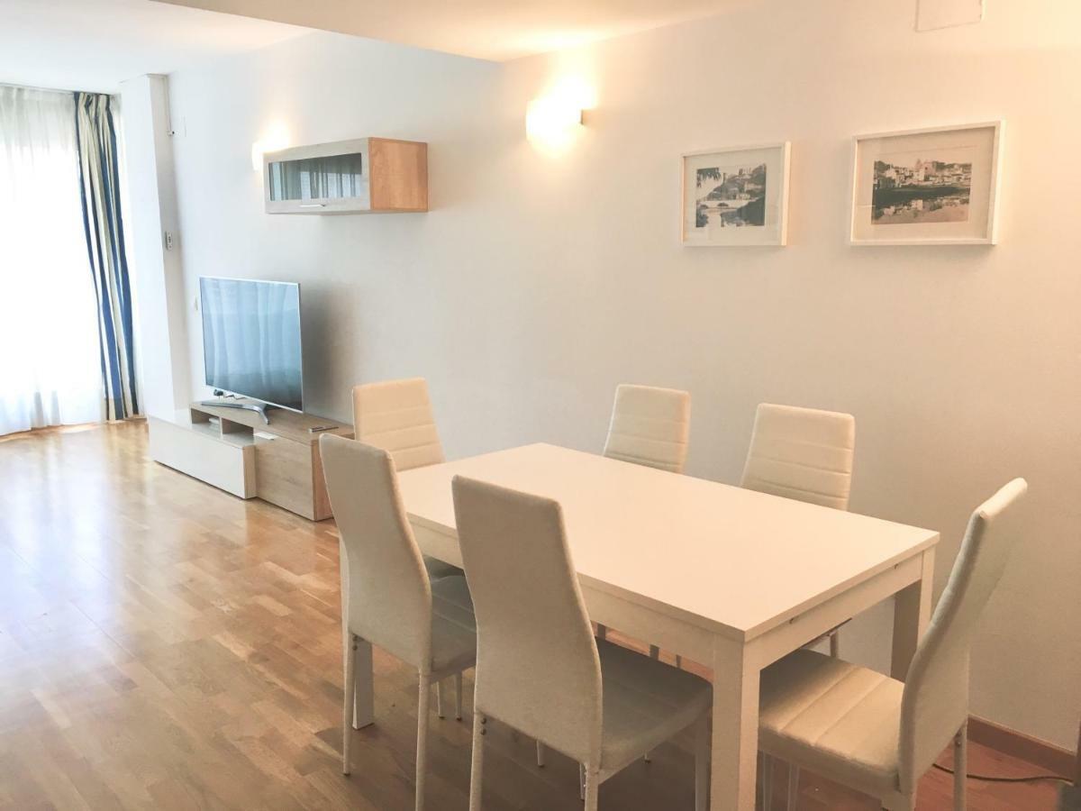 Ancora Frontbeach Luxury