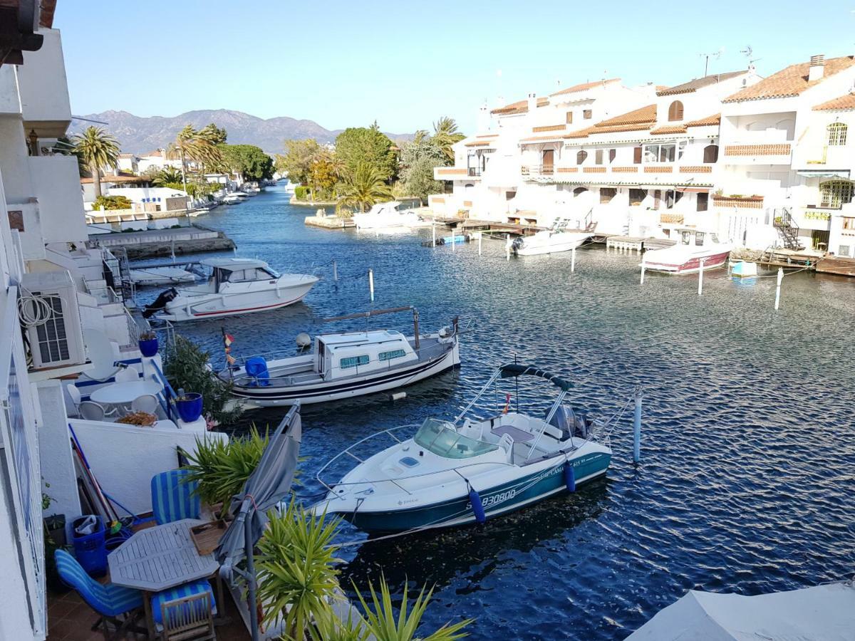 Portofino Canales Apartment Empuriabrava