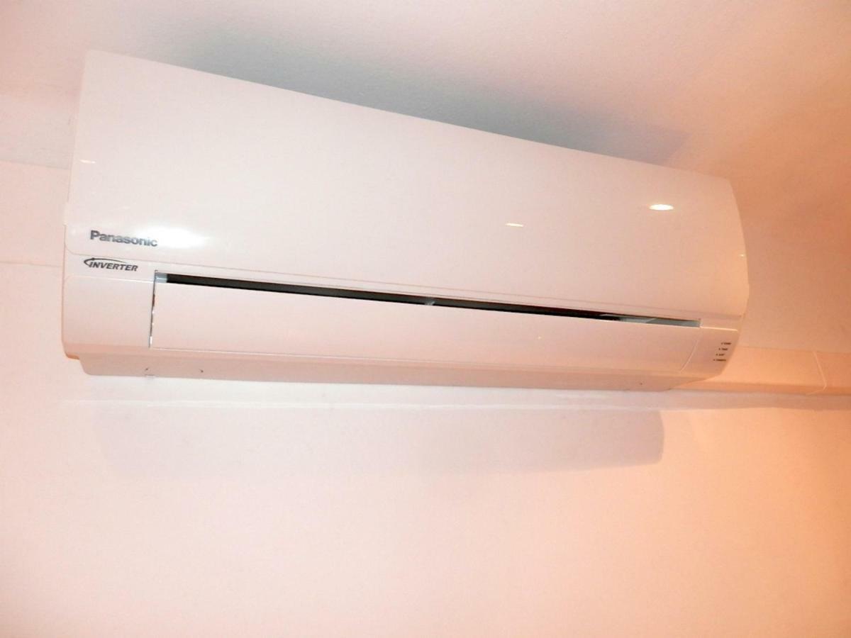 A 17 M. De La Playa Apartamento