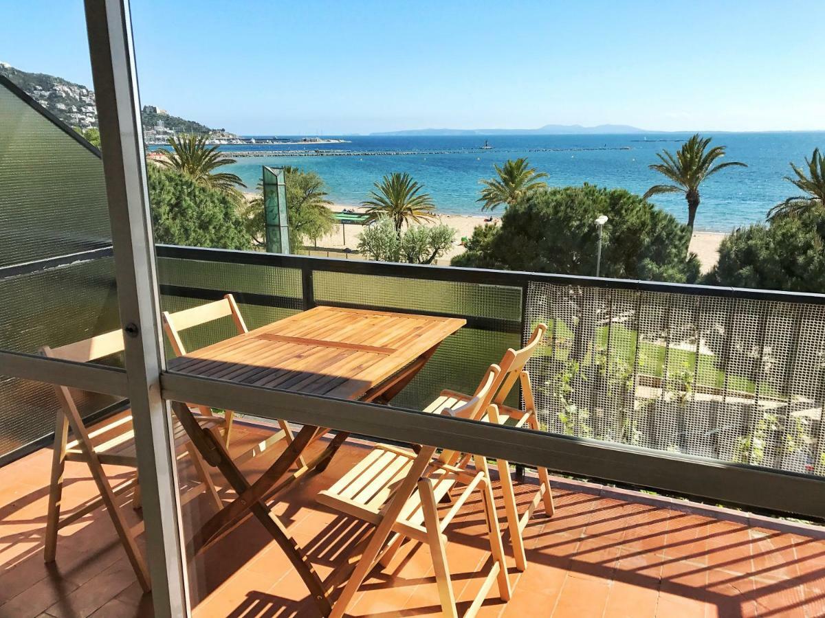 Apartamento Primera Linea De Mar Centro Rosas