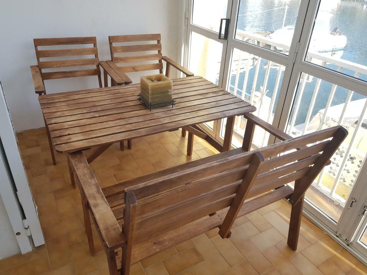 Port Emporda Canales Apartment
