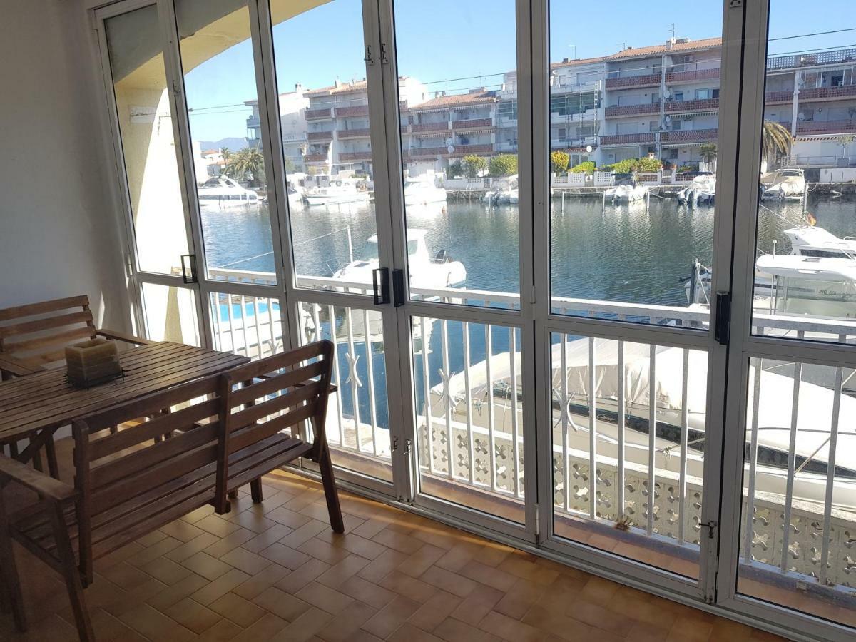 Port Emporda Canales Apartment Empuriabrava