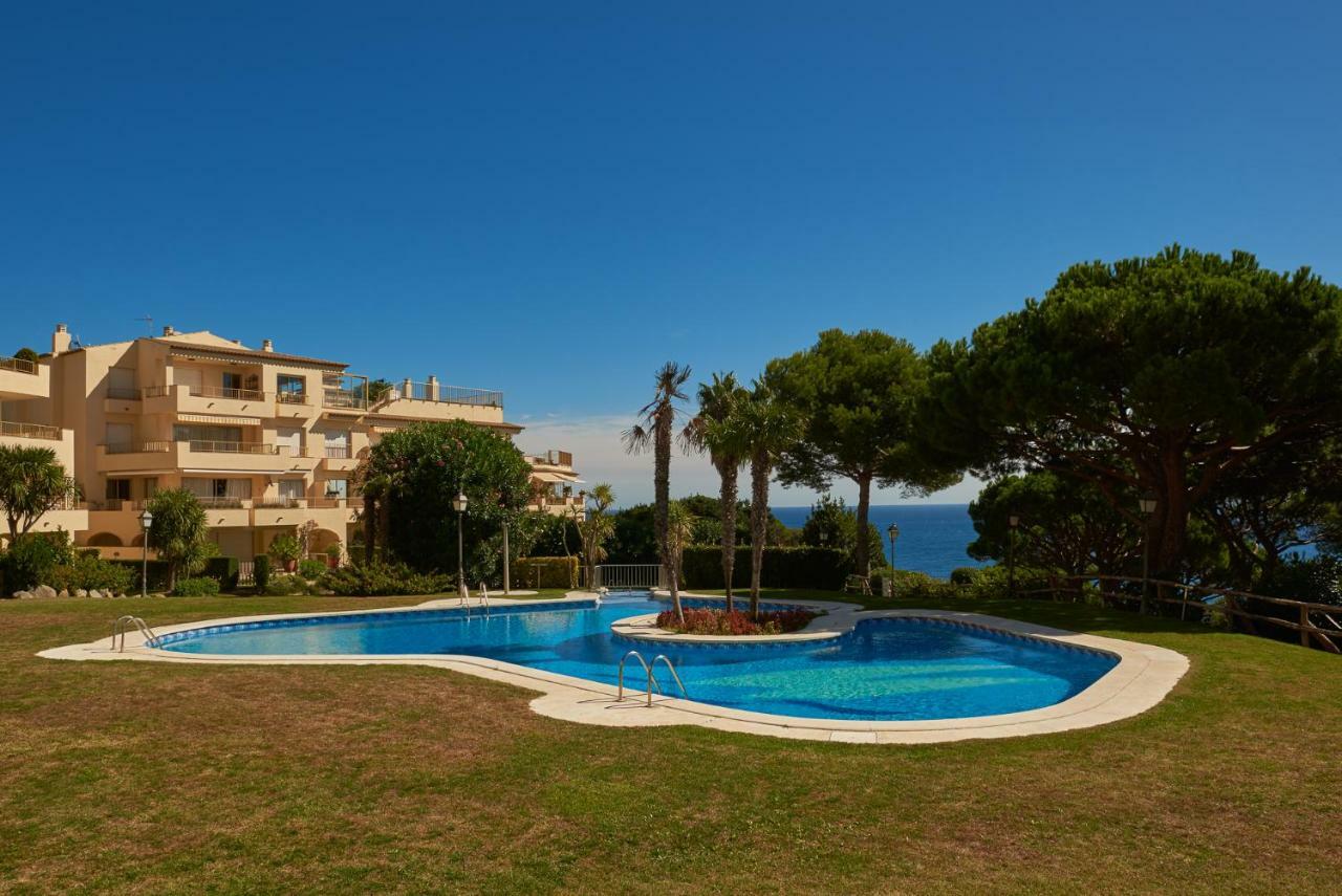 Velas Garden Pool *