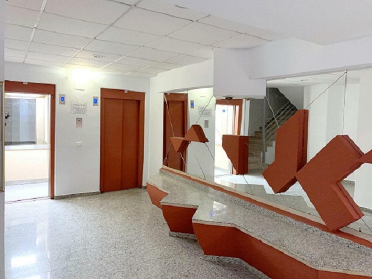 1ª Linea De Mar -wifi- Aire Acondicionado * Empuriabrava