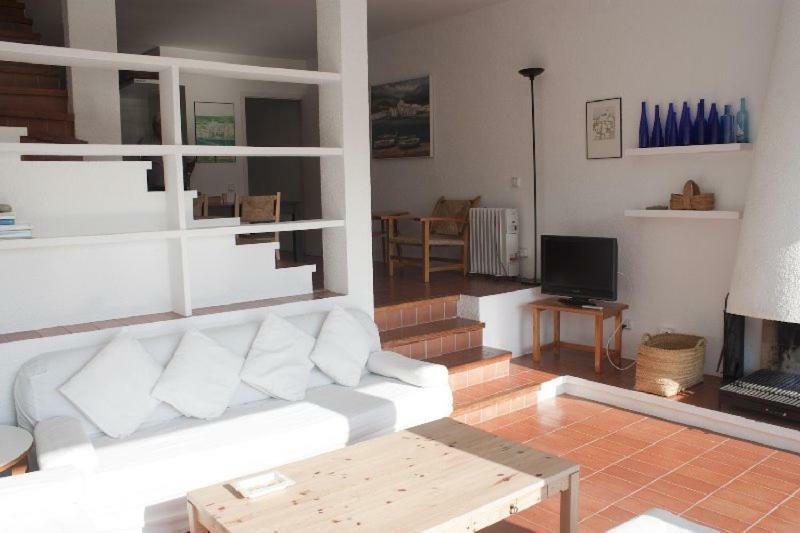 Holiday home Casa Con Encanto Y Jardin Amplio En *