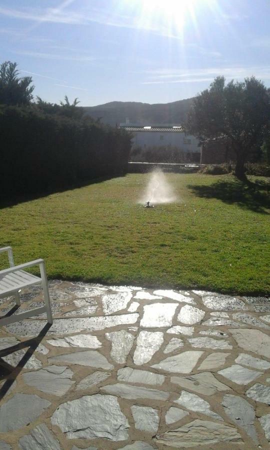 Casa Con Encanto Y Jardin Amplio En * Cadaques
