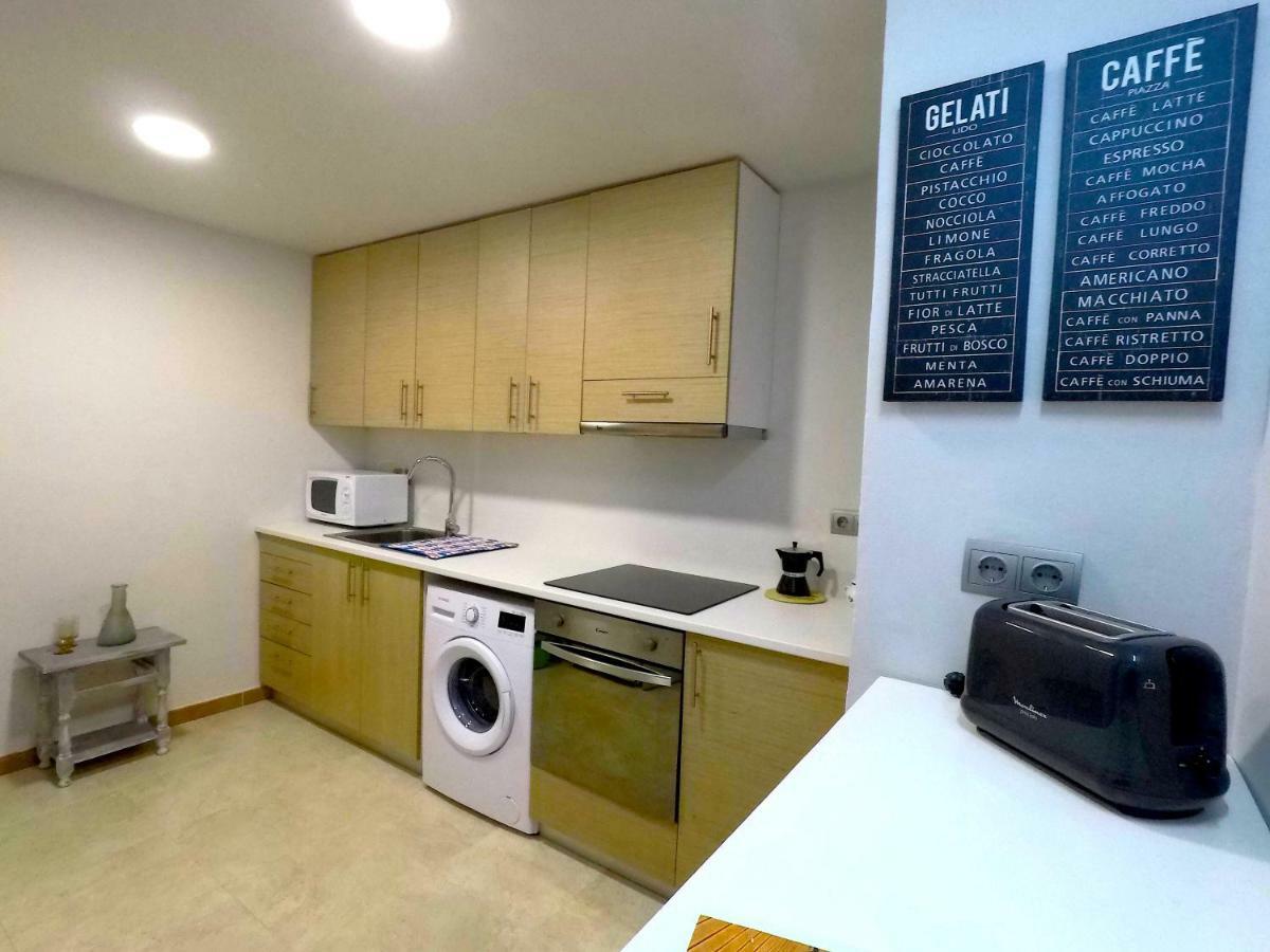 Piso Familiar En Apartamento Llançà
