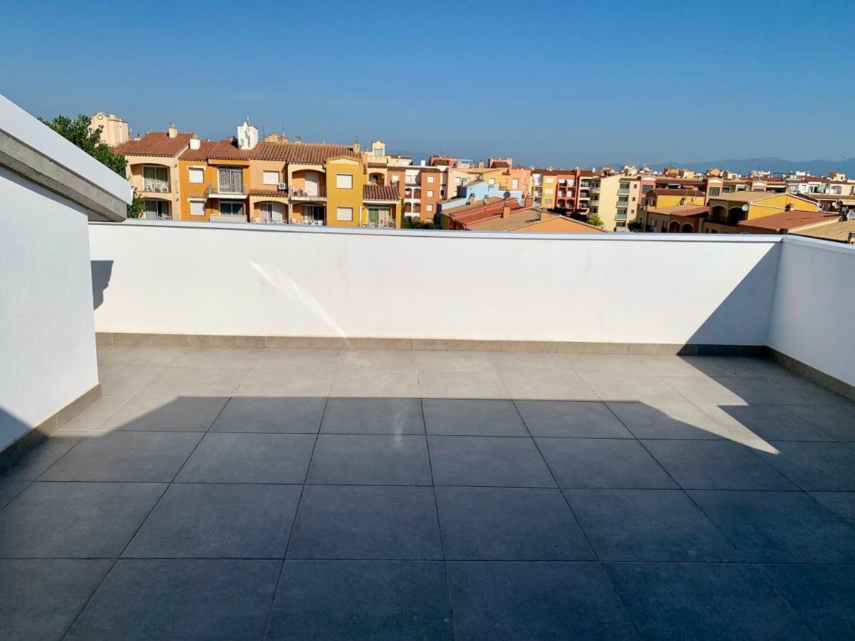 Edifici Valeria Apartment Empuriabrava
