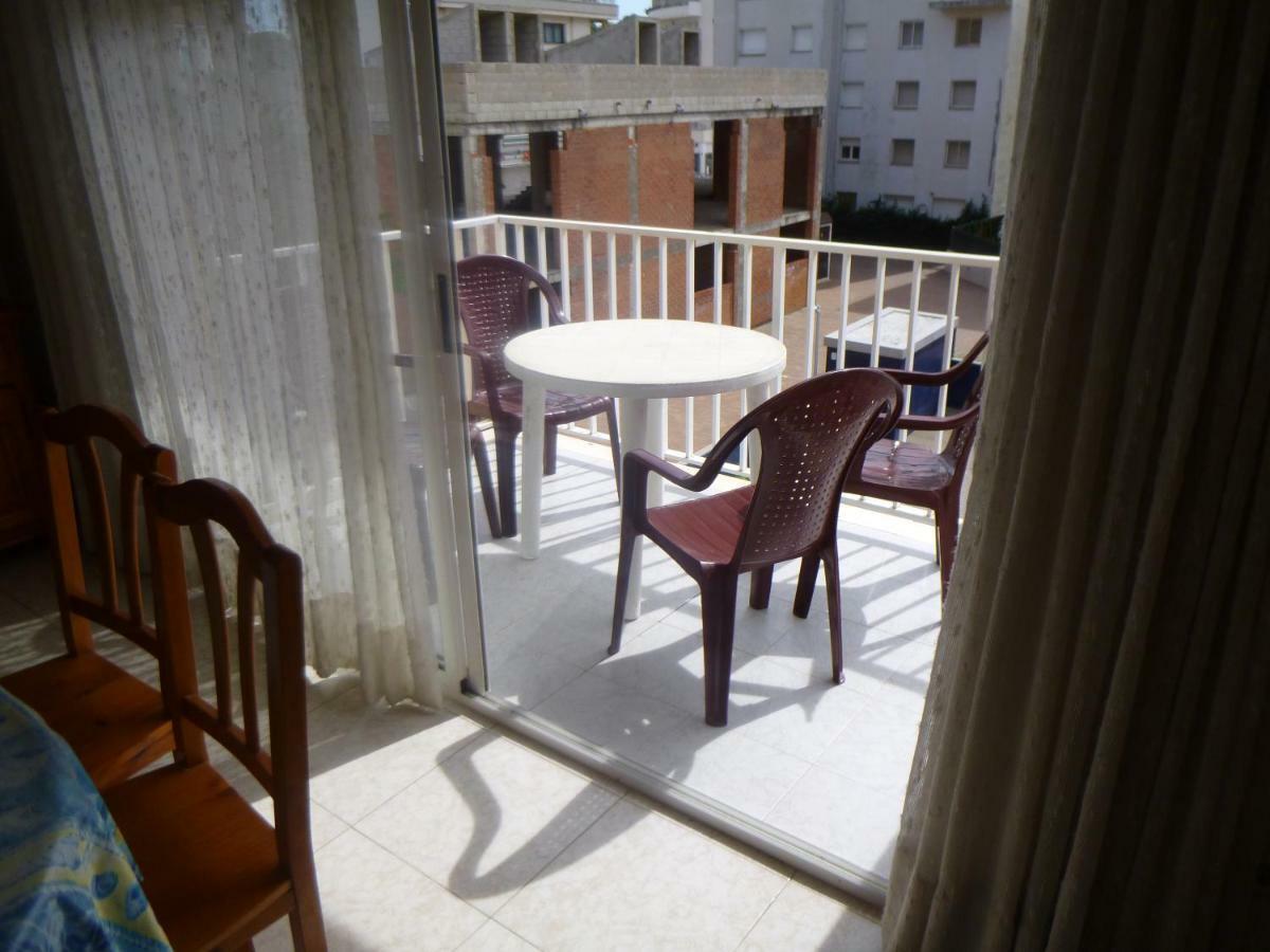 Leo Apartment