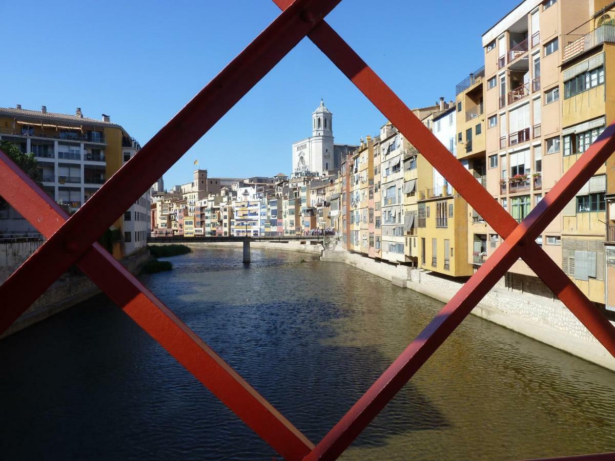 Riverside * Girona