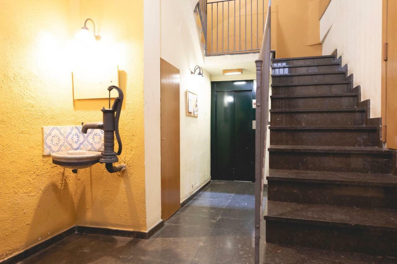Bravissimo Mercaders 6 Apartment