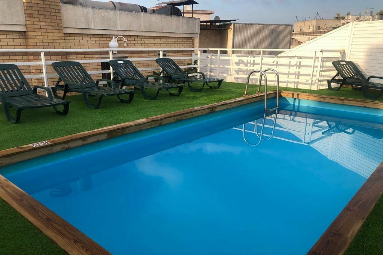 Santi Apartment *