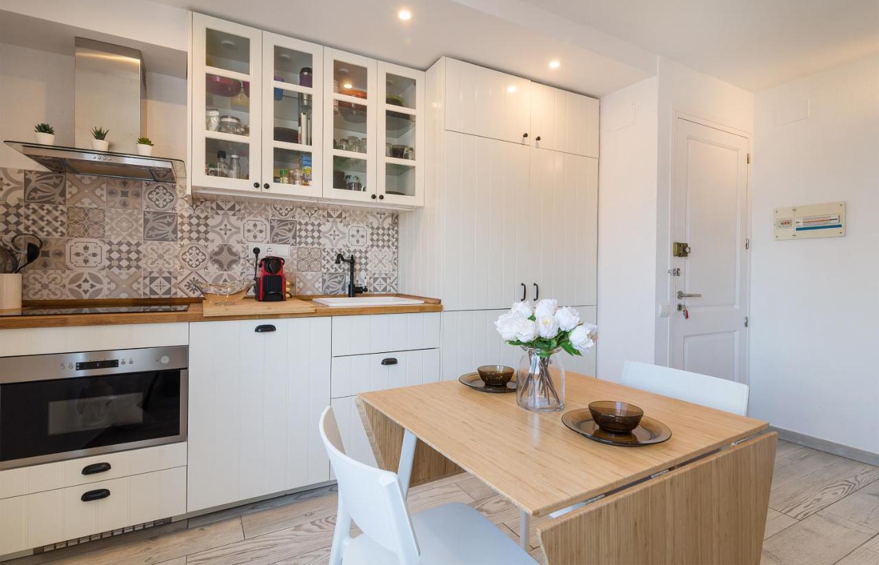 Beautiful Stylish @ Center Apartment Cadaques