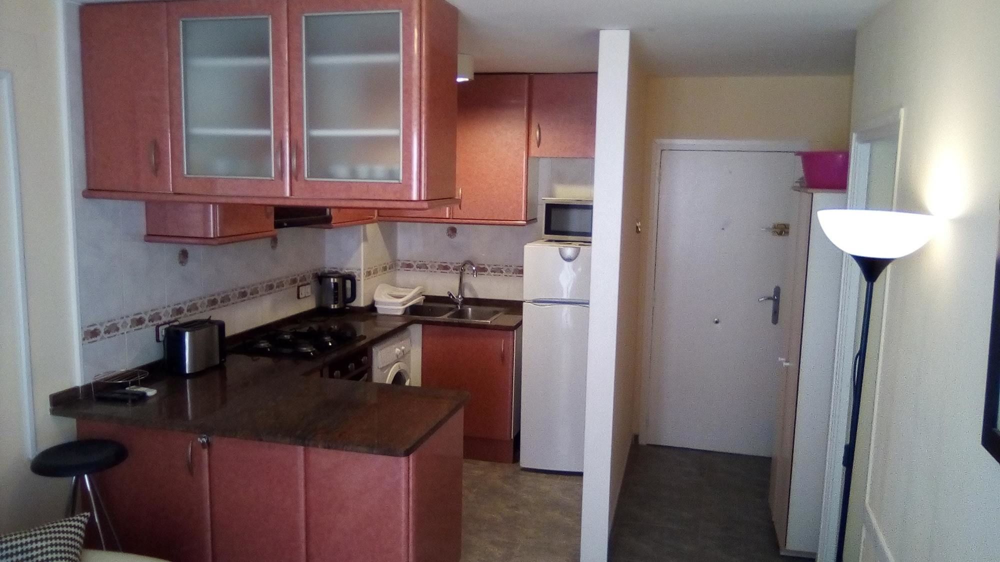Modern On The Costa Brava With 2 Bedrooms, Balcony & Wifi 20 Apartment *