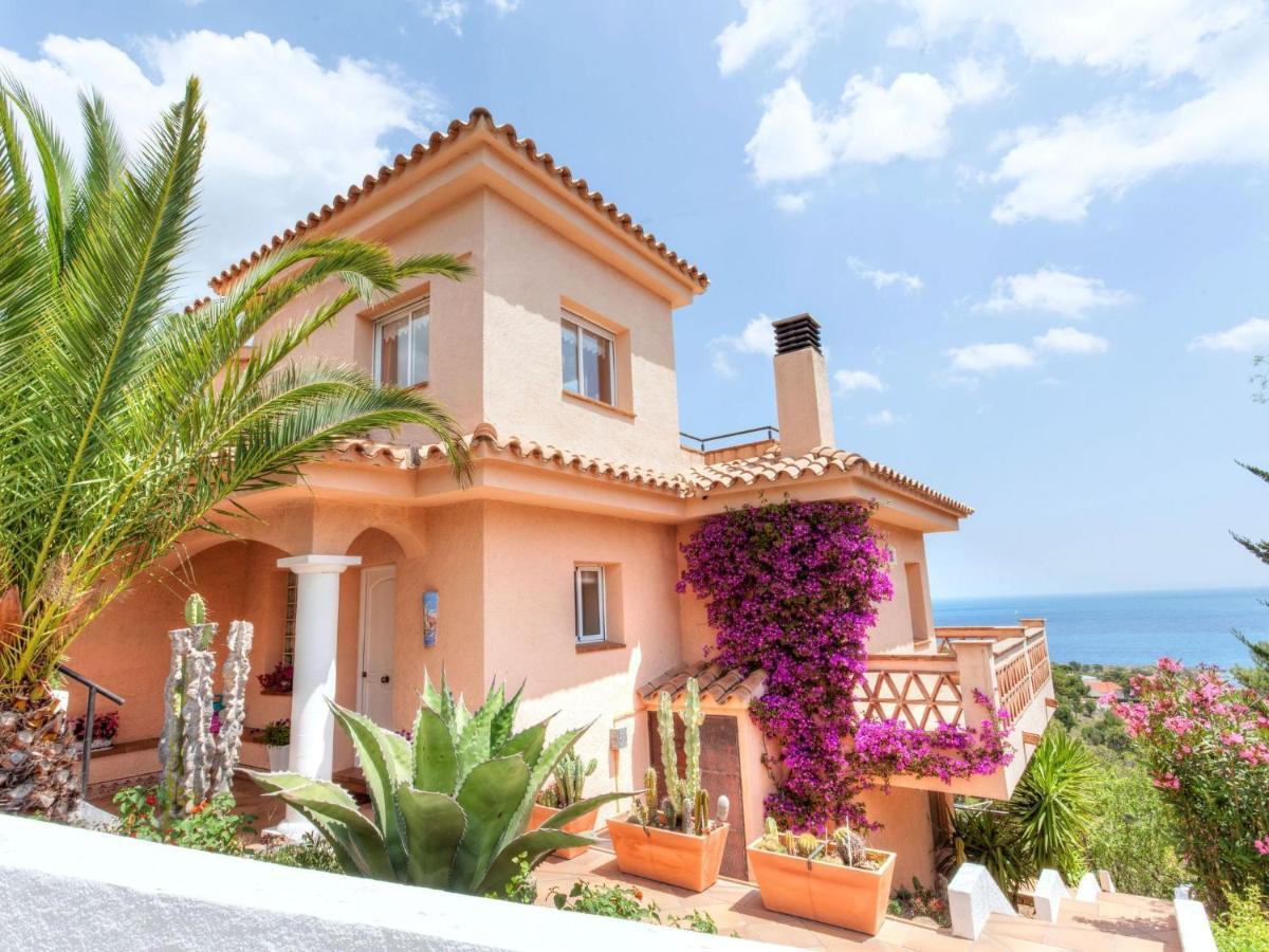 Niviroma By Interhome