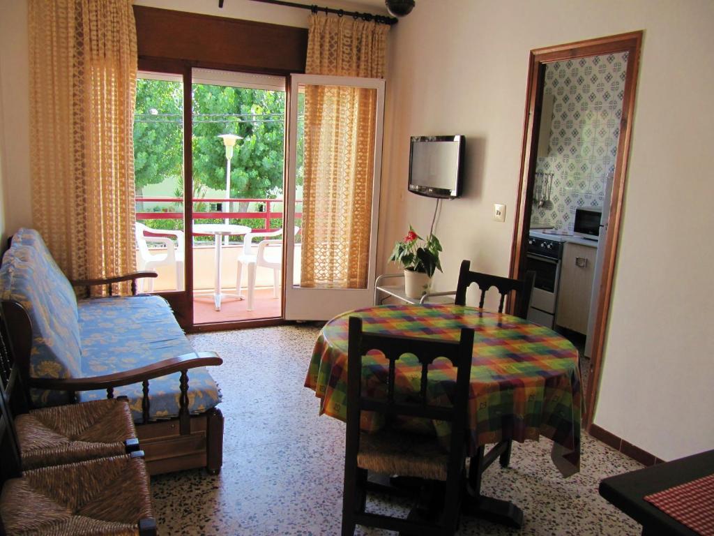 Flomar Apartment *