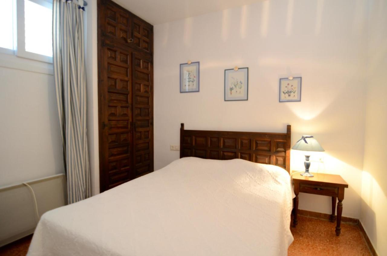 Rocamaura Ii 5-7 Apartment