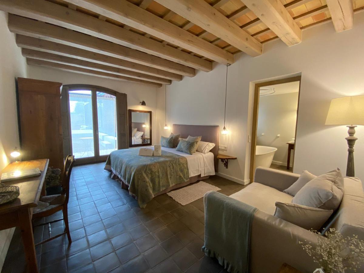 Mas Generos - Adults-only Eco Fonteta