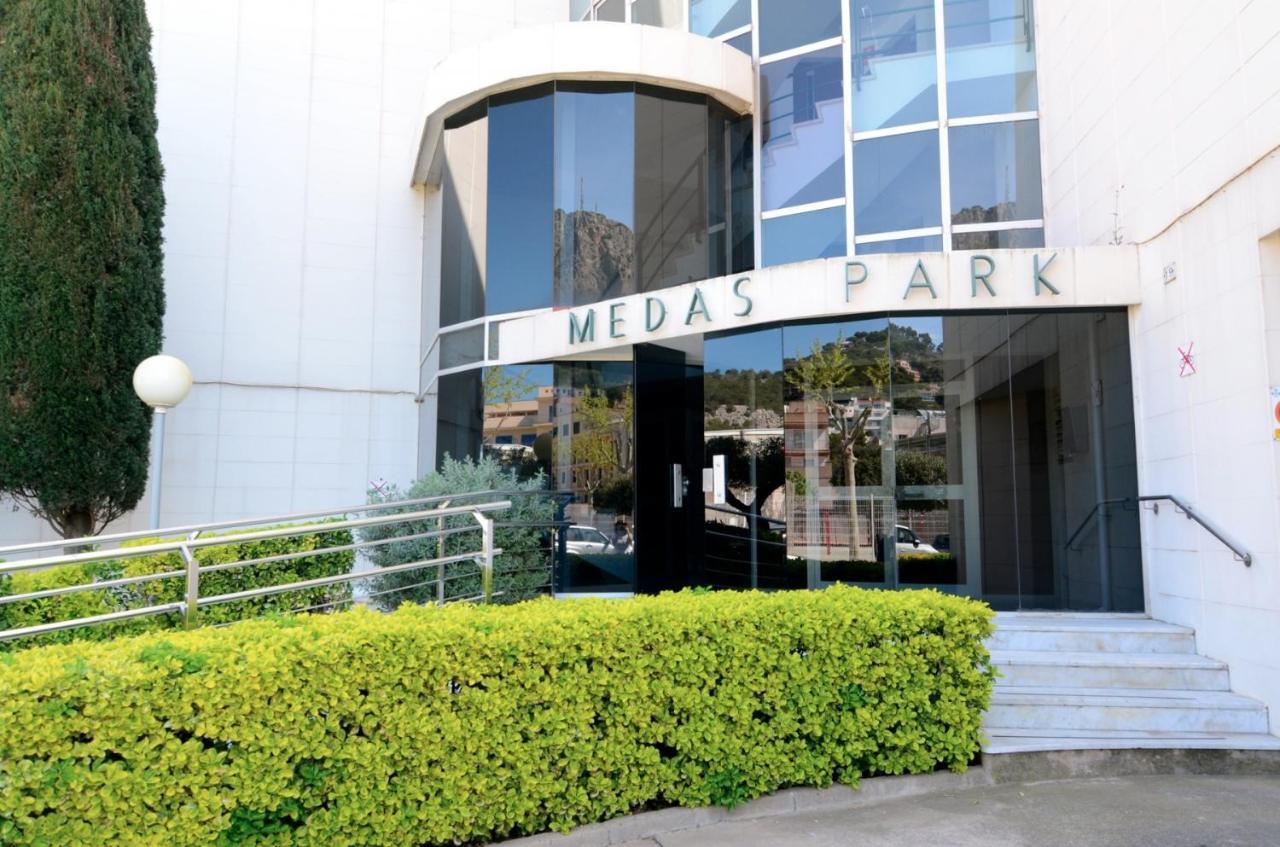 Medes Park I 2-1 Apartment