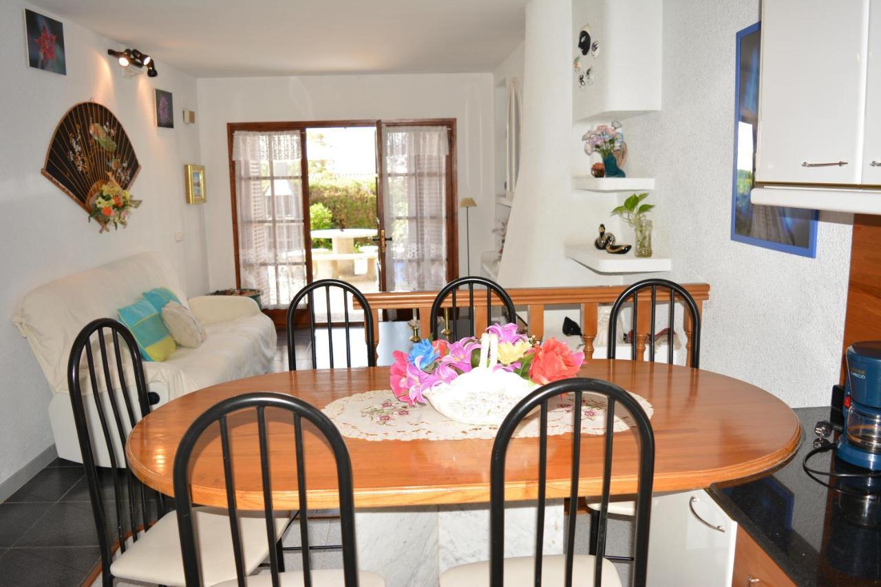 Casas Blanca 14 Junto A Piscina En Playa Privada Santa María De Llorell Сasa de vacaciones Tossa de Mar
