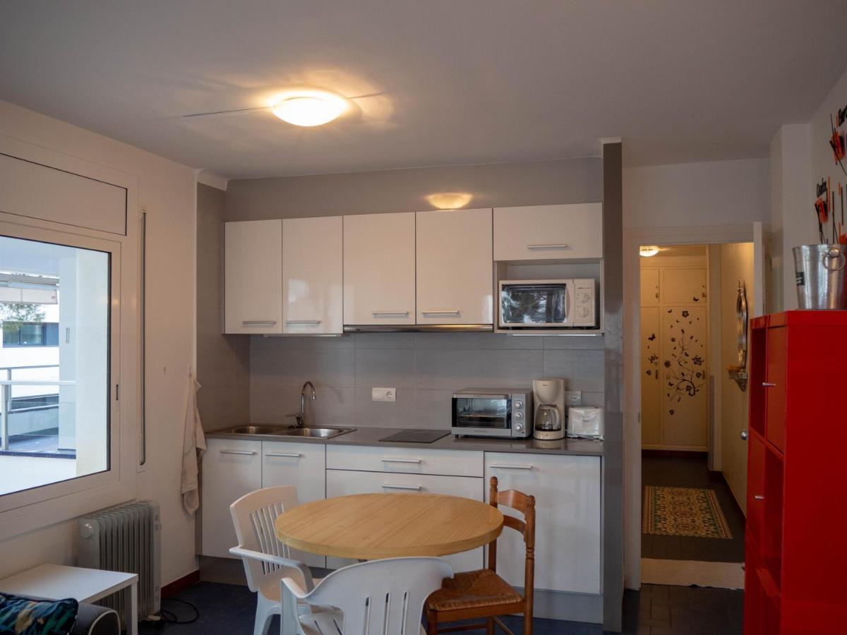 Petite Marie Acollidor Per 2 Persones A 2 Minuts De La Platja Gran, En Ple Centre De Apartamento