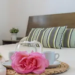 Port Canigo Apartments
